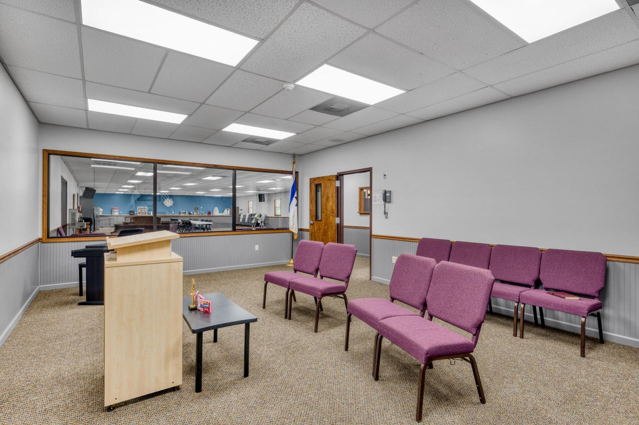 64 Hendersonville Highway Photo 14