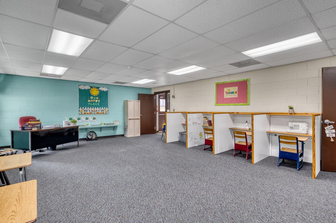 64 Hendersonville Highway Photo 20