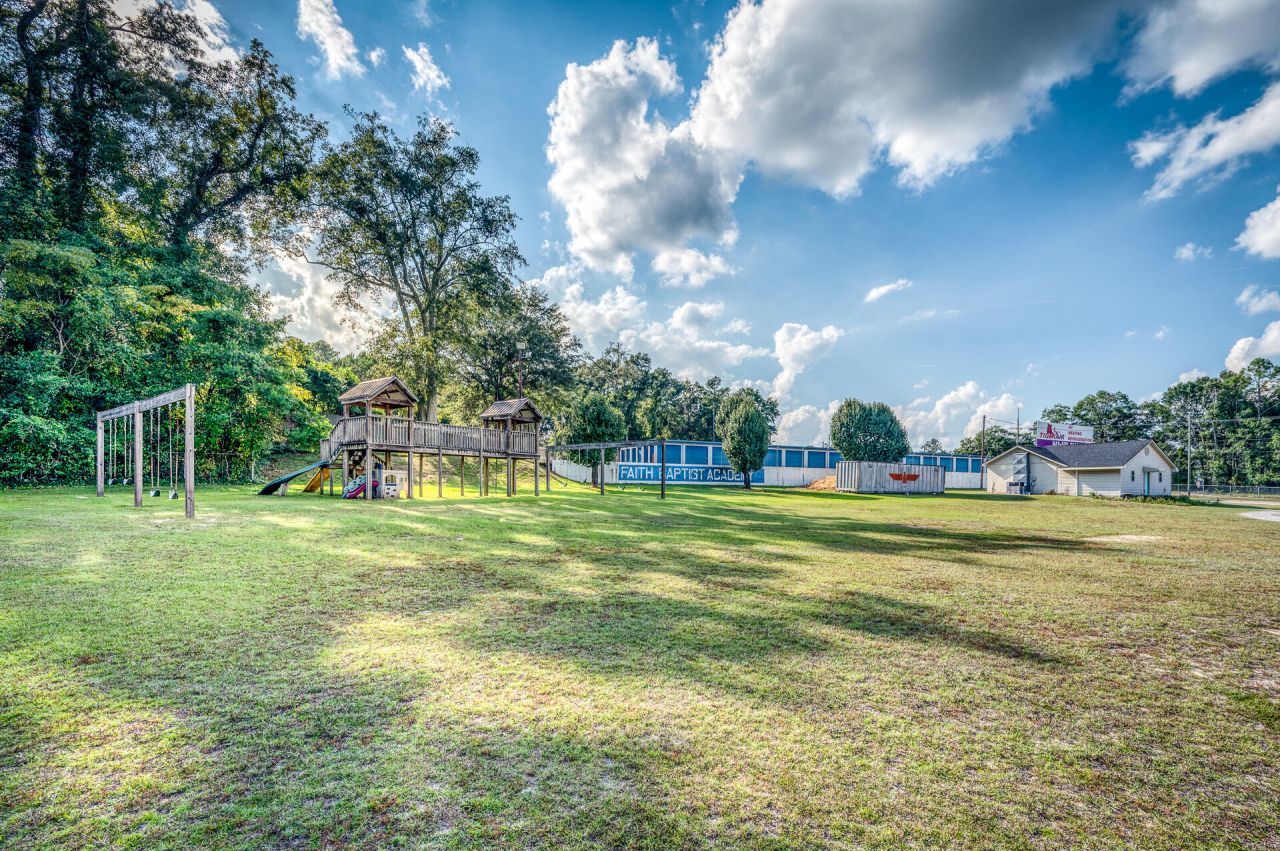 64 Hendersonville Highway Photo 28