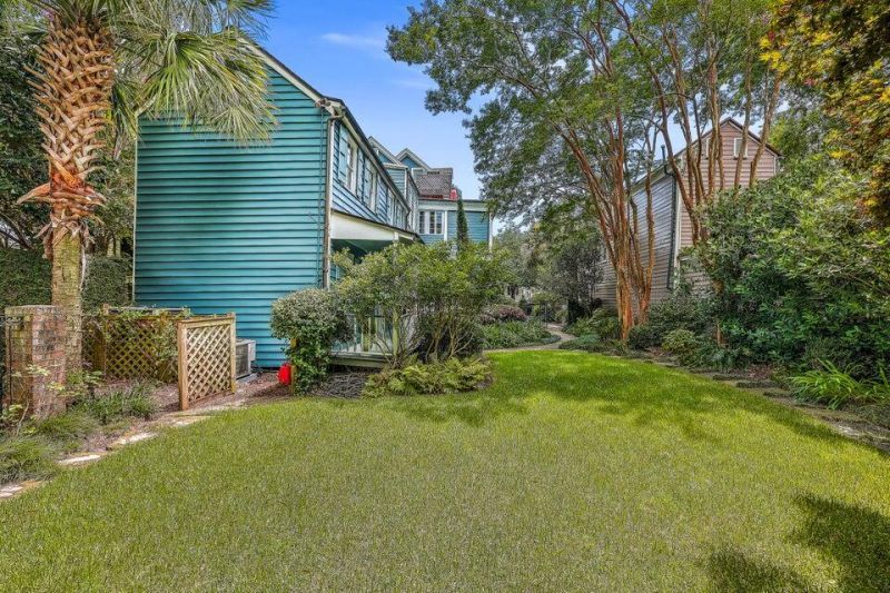 66 Warren Street Photo 76