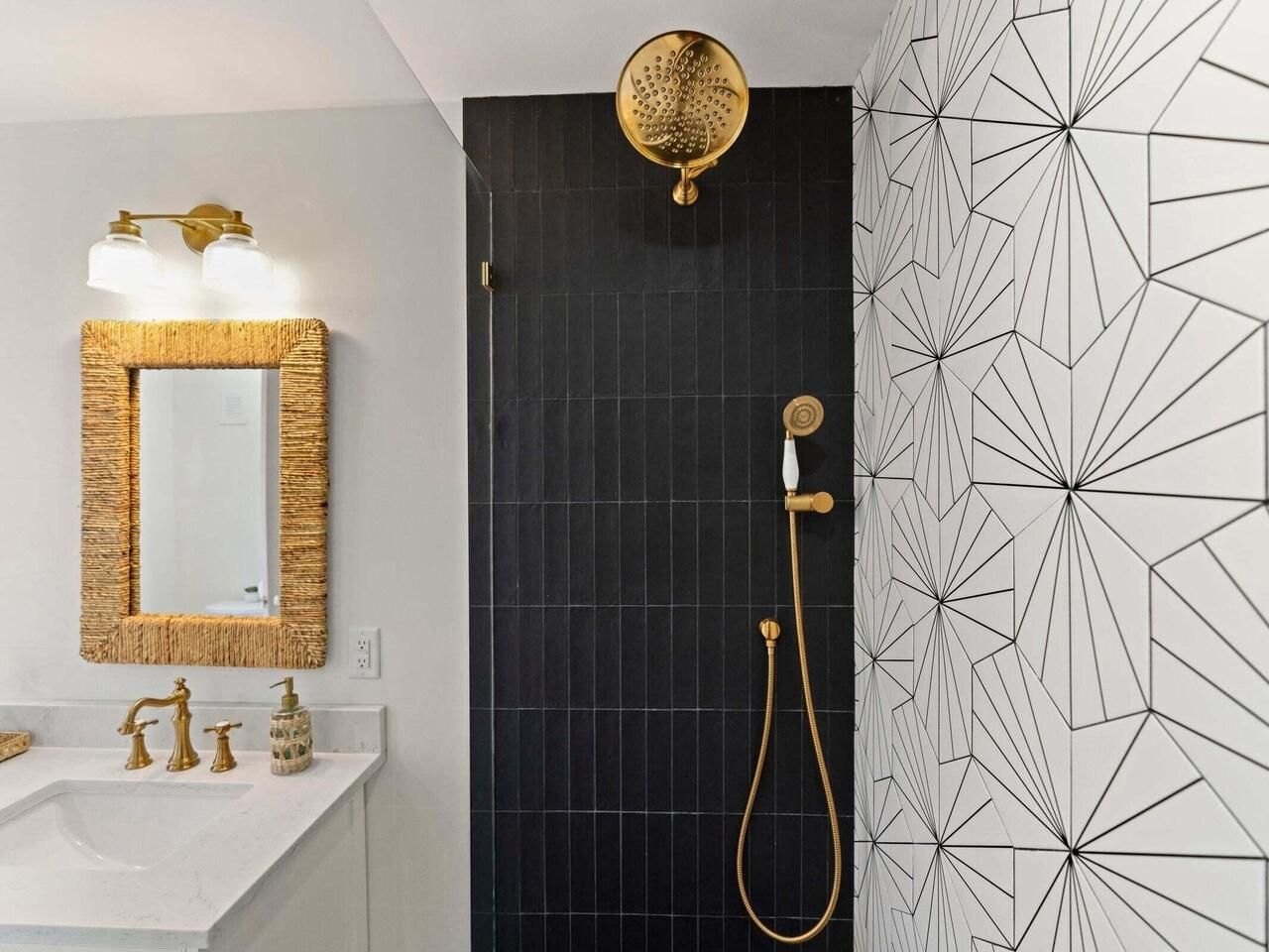 150 Spring St Photo 20