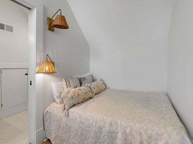 150 Spring St Photo 54