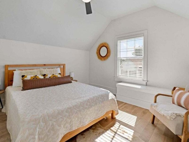 150 Spring St Photo 59