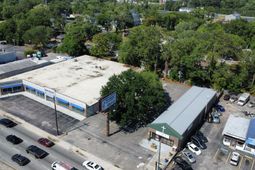 5528 Rivers Avenue photo 4