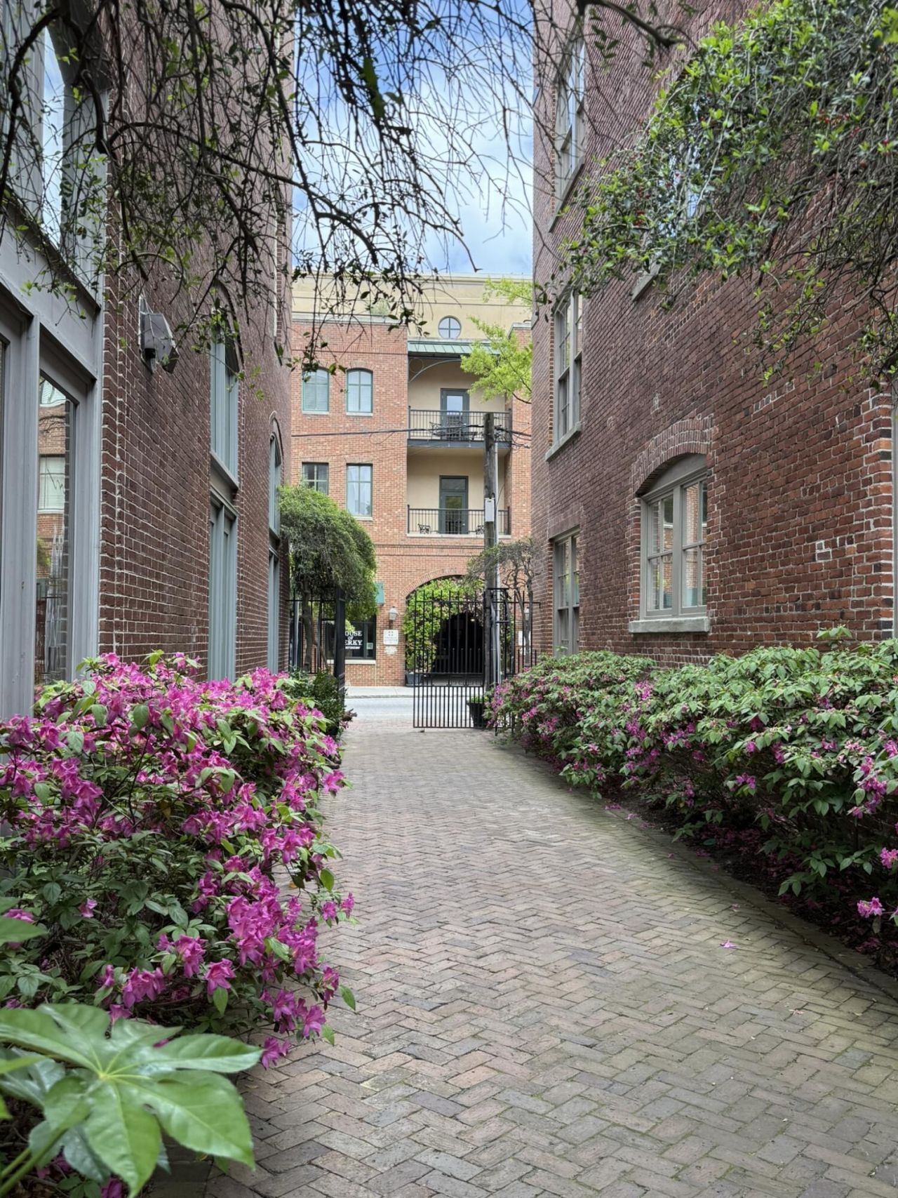 171 Church Street Photo 6