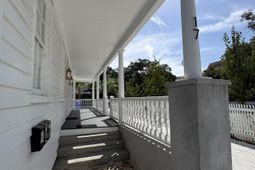 17 Magazine St Street photo 4