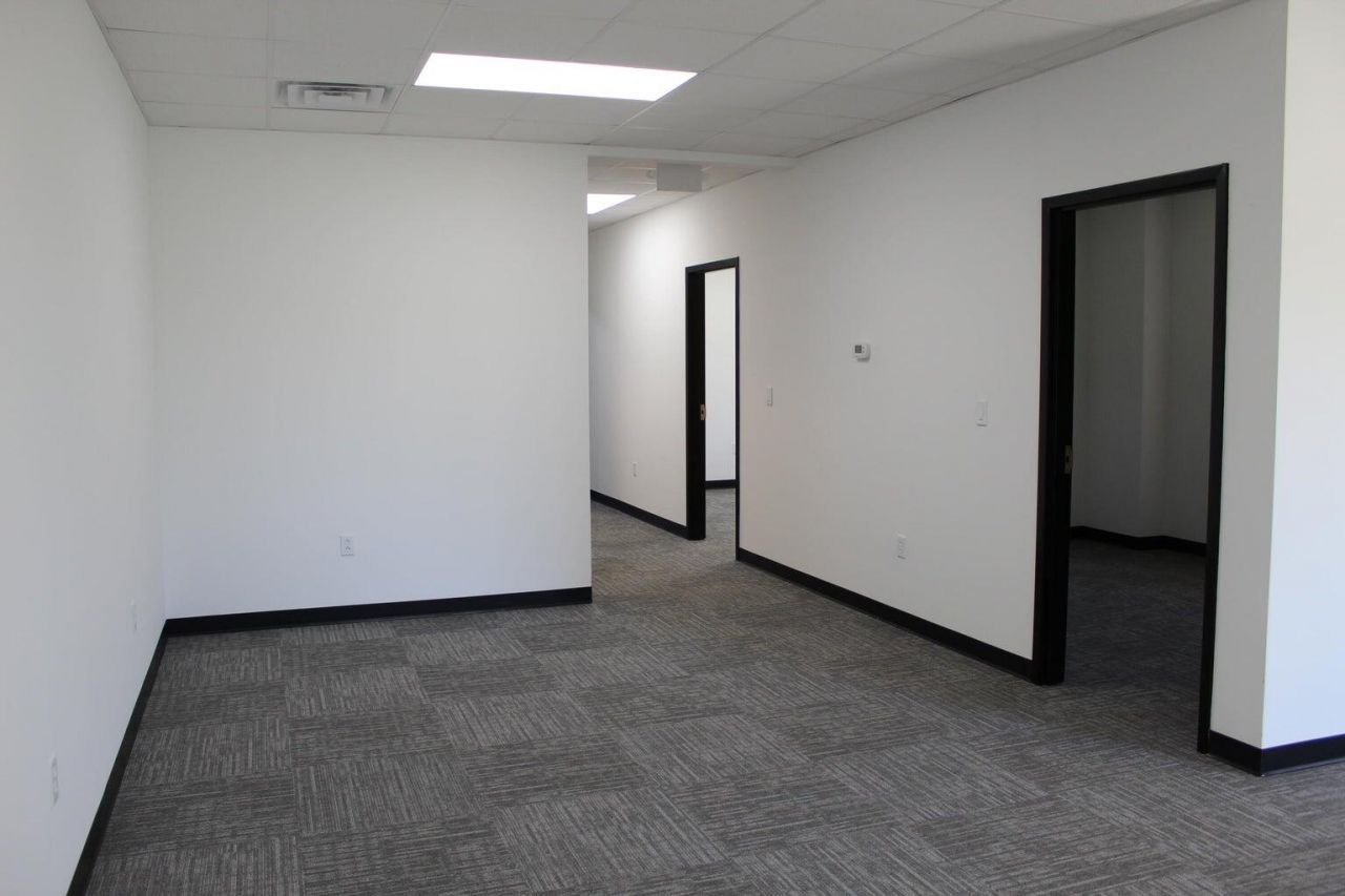 7587 Sandlapper Parkway Photo 9