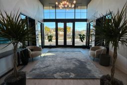 320 Broad Street photo 4