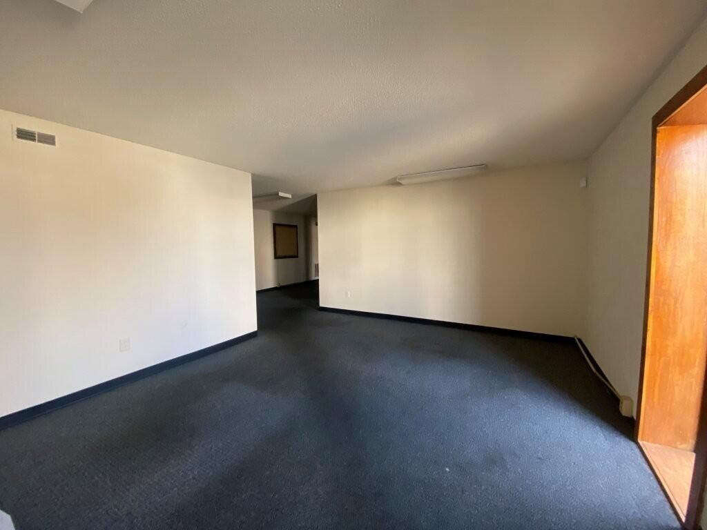 8300 Dorchester Road Photo 4