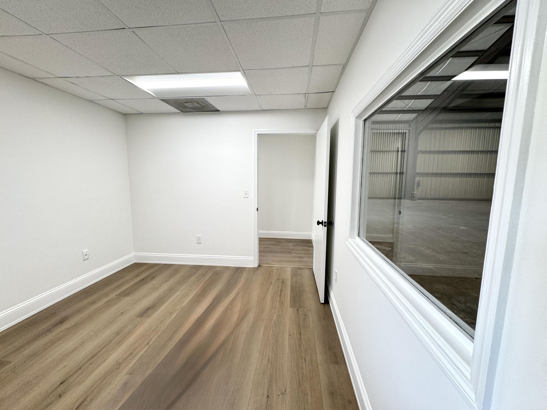 6643 Jet Park Drive Photo 15