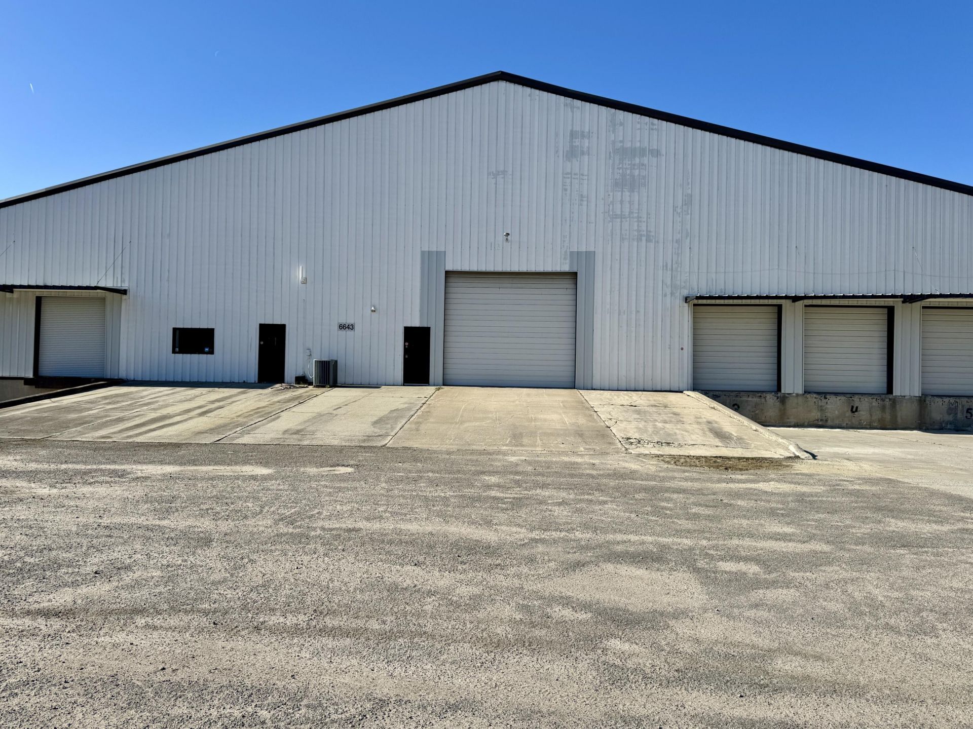 6643 Jet Park Drive Photo 34