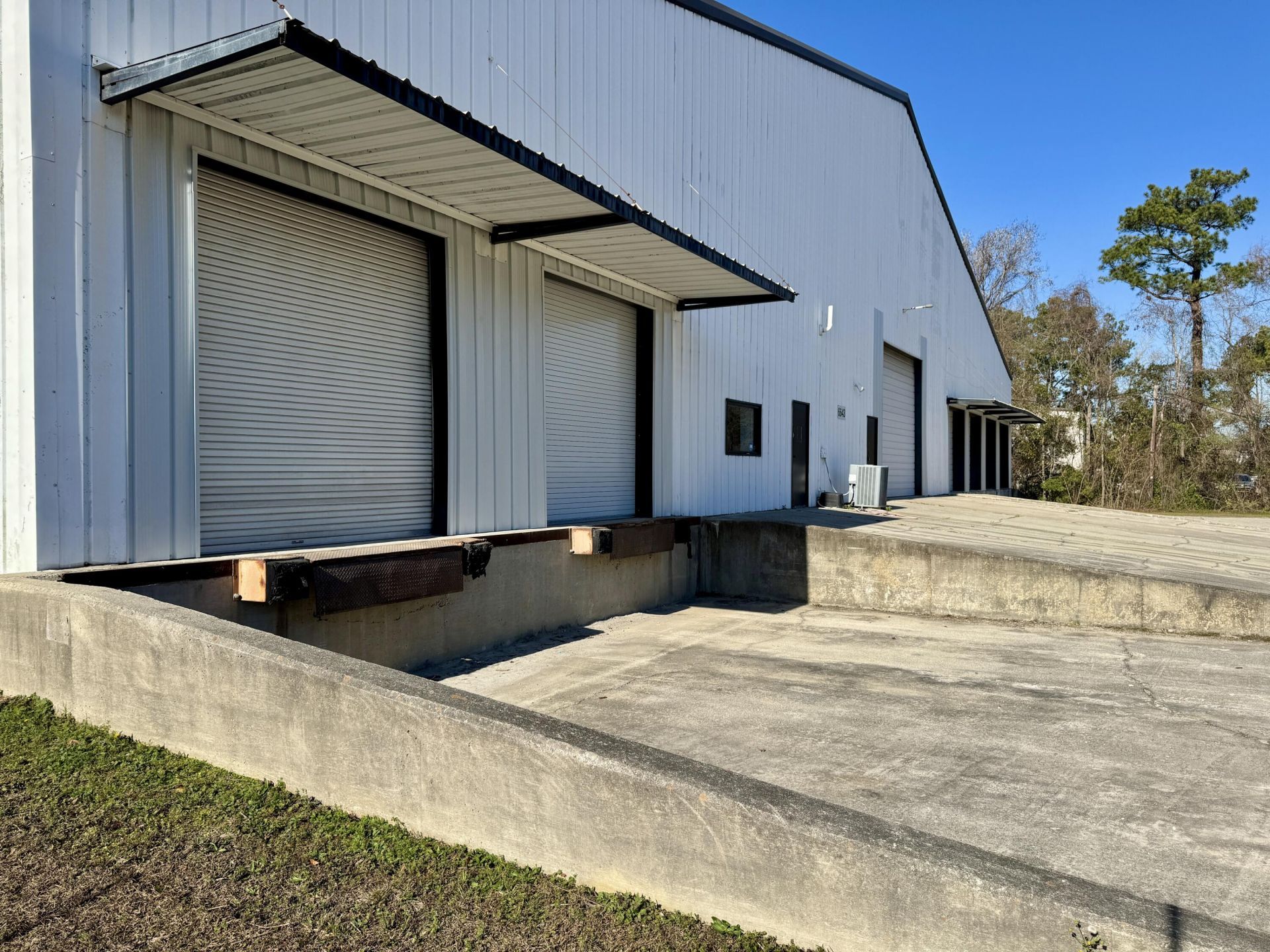 6643 Jet Park Drive Photo 36