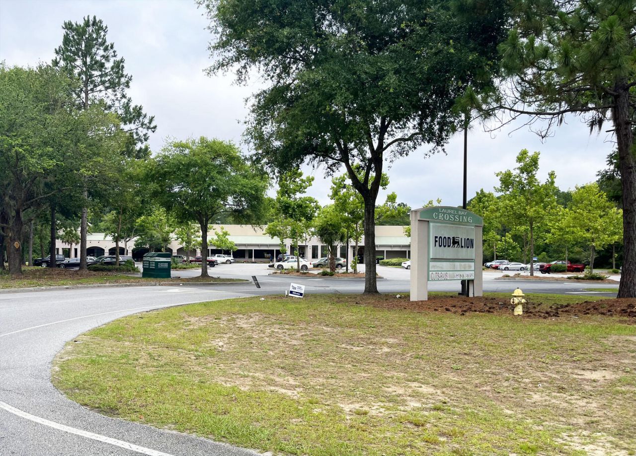 350 Shanklin Road Photo 6