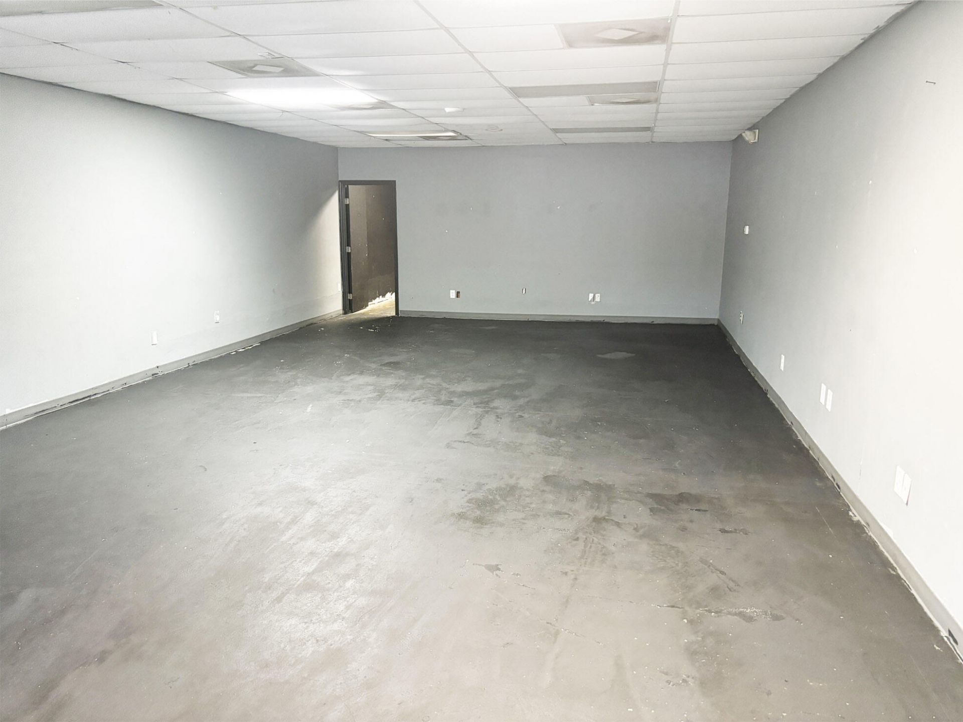 5117 Dorchester Road Photo 6