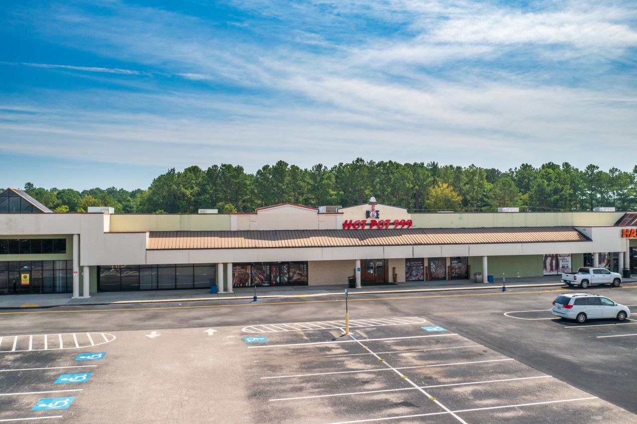 5101 Ashley Phosphate Road Photo 9