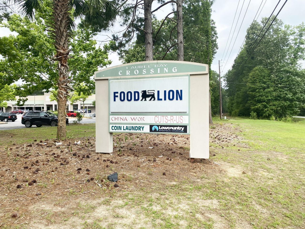 350 Shanklin Road Photo 4