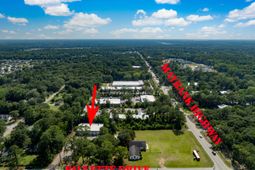 1810 Paulette Drive photo 4