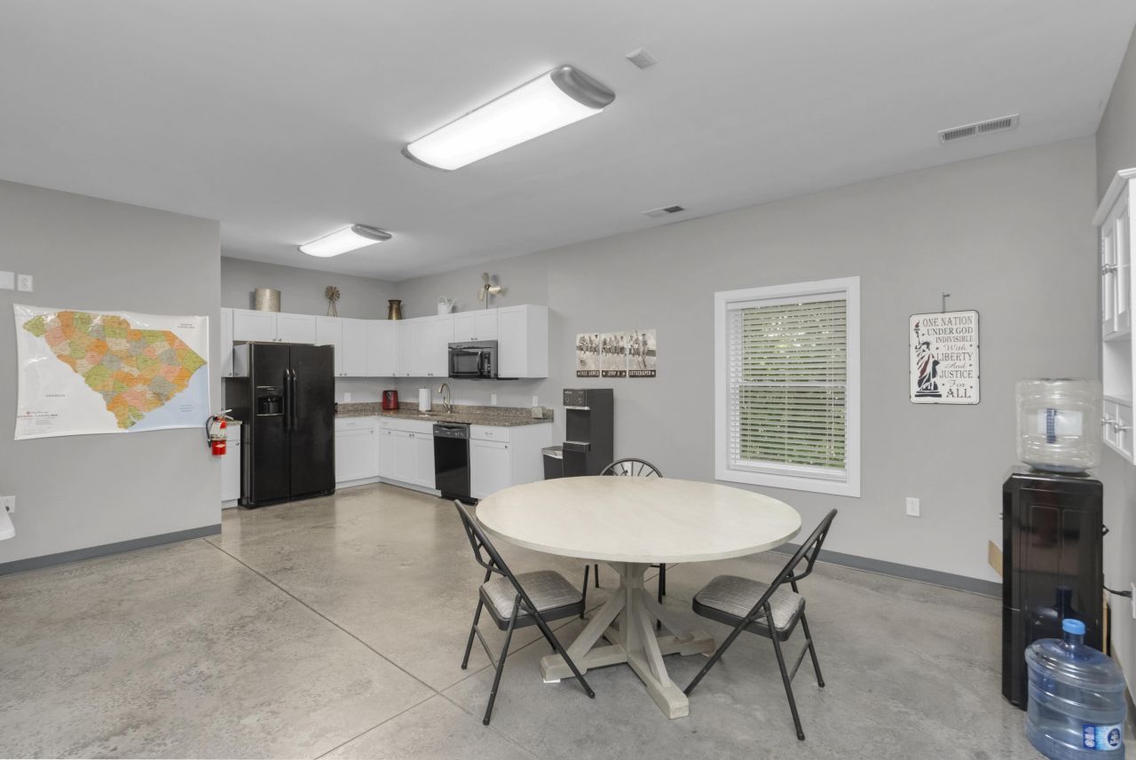 1810 Paulette Drive Photo 5