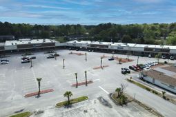 2049 Savannah Highway photo 4