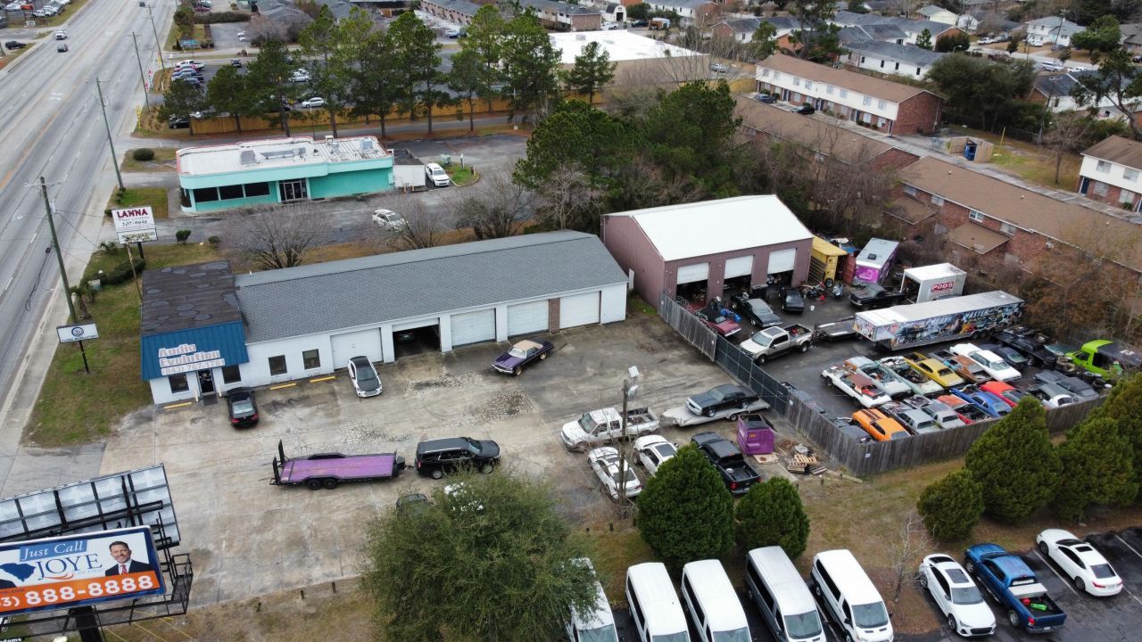 3330 Ashley Phosphate Road Photo 4