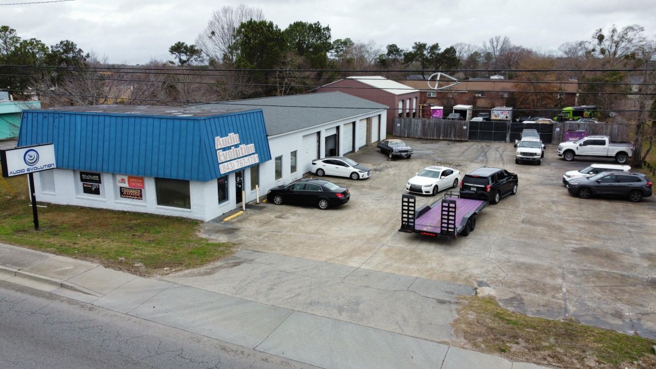 3330 Ashley Phosphate Road Photo 5