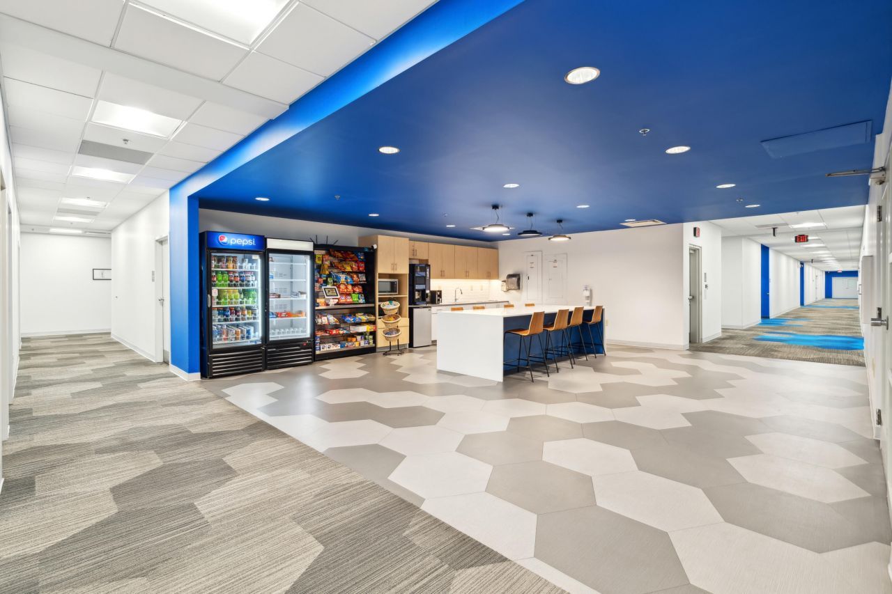 4500 West Leeds Avenue Photo 11