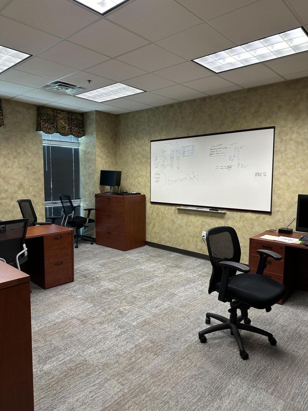 2442 Remount Road Photo 11