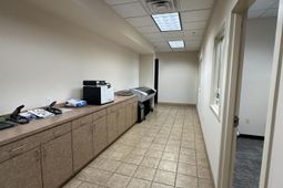 2442 Remount Road photo 4