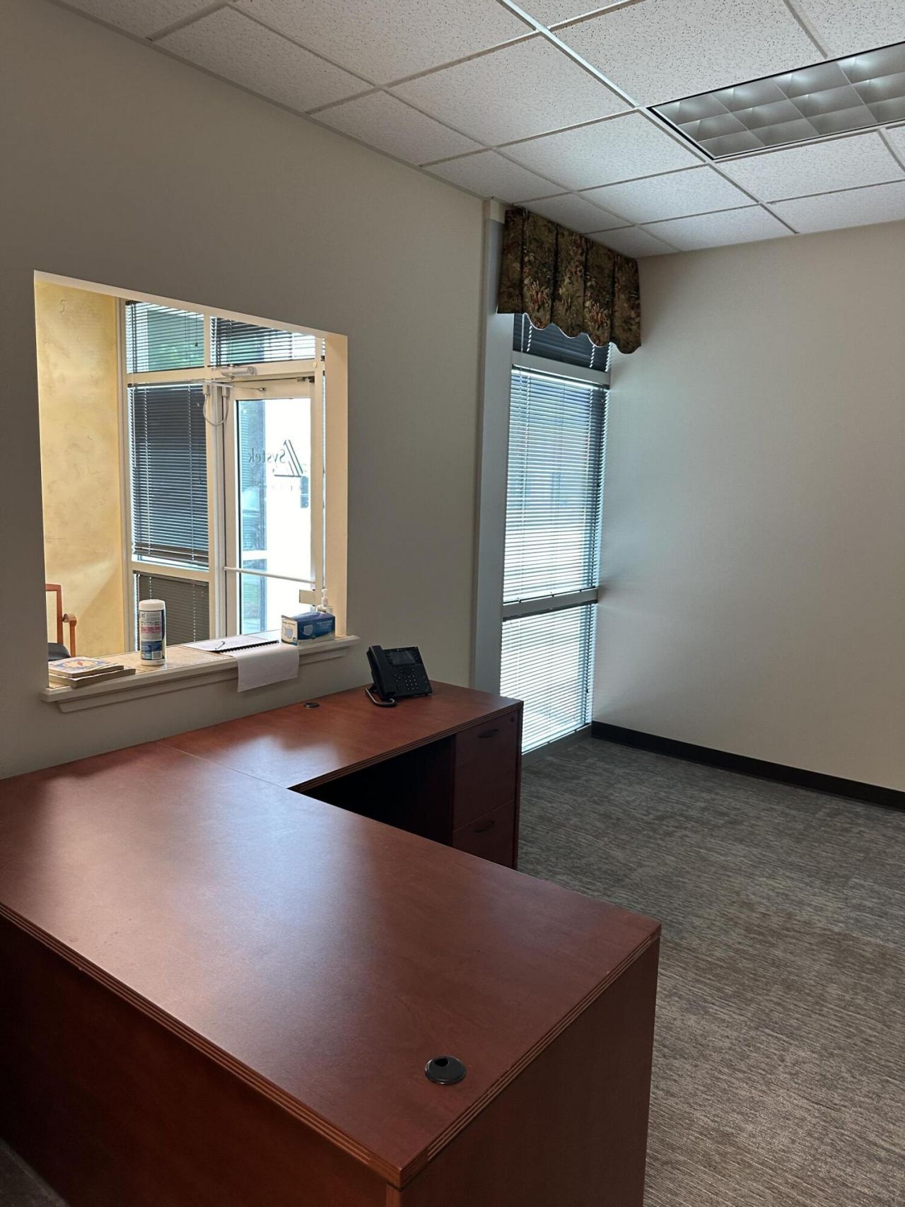 2442 Remount Road Photo 9