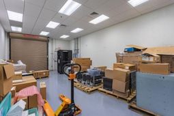 2431 W Aviation Avenue photo 4