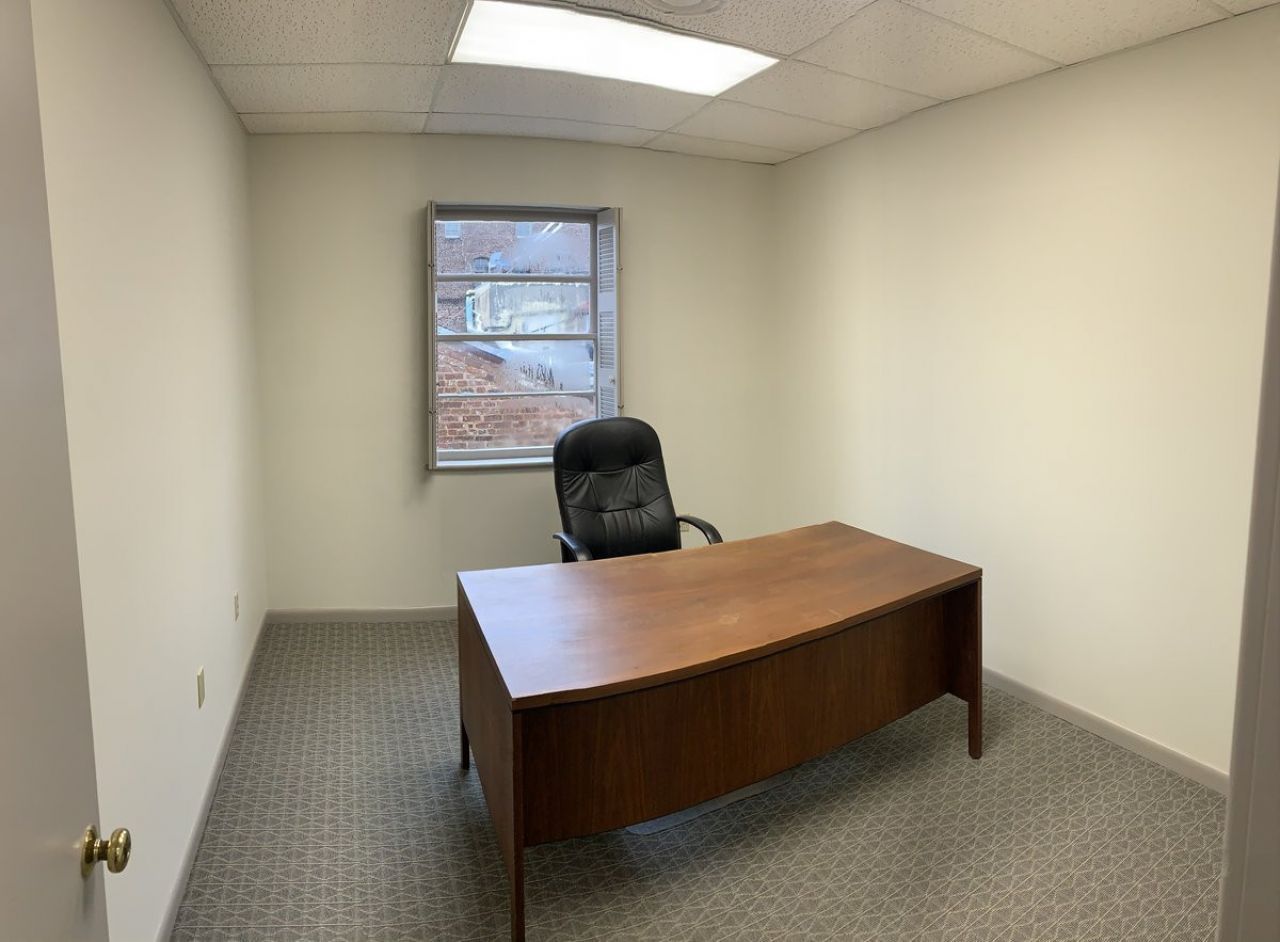 149 E Bay Street Photo 9