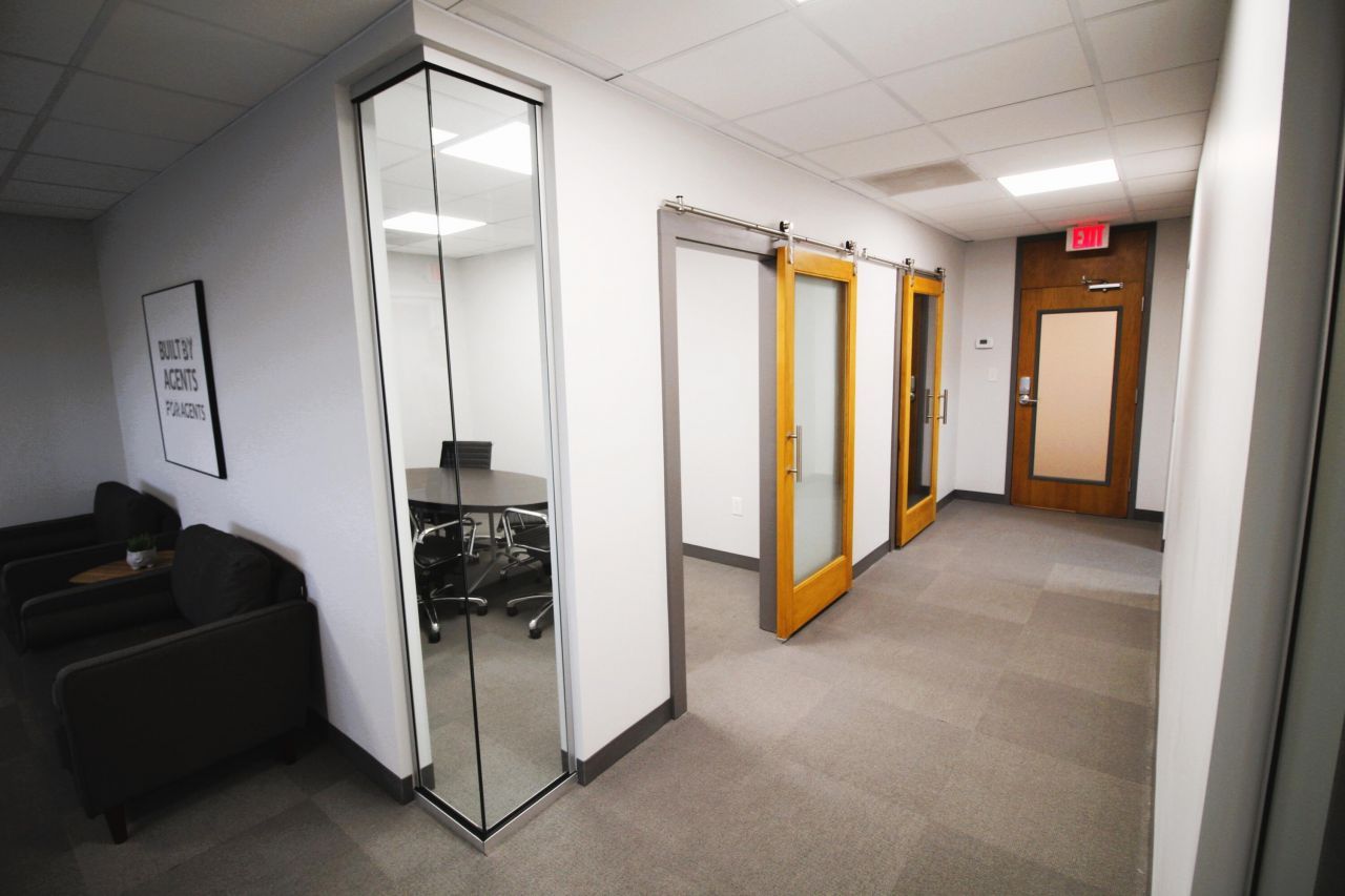 1180 Sam Rittenberg Boulevard Photo 5