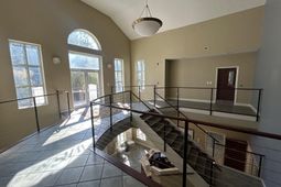 550 Long Point Road photo 4