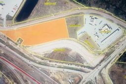 153 Strathmore Road photo 4