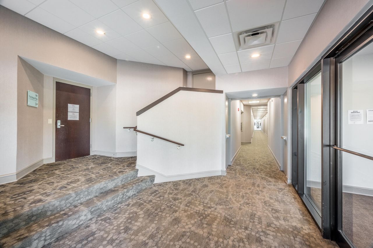 4975 Lacross Road Photo 9