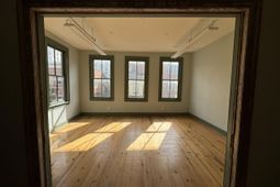 579 King Street photo 4