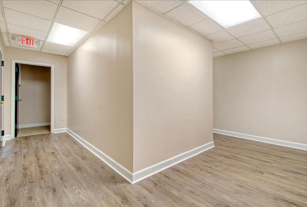 1 Carriage Lane Photo 39