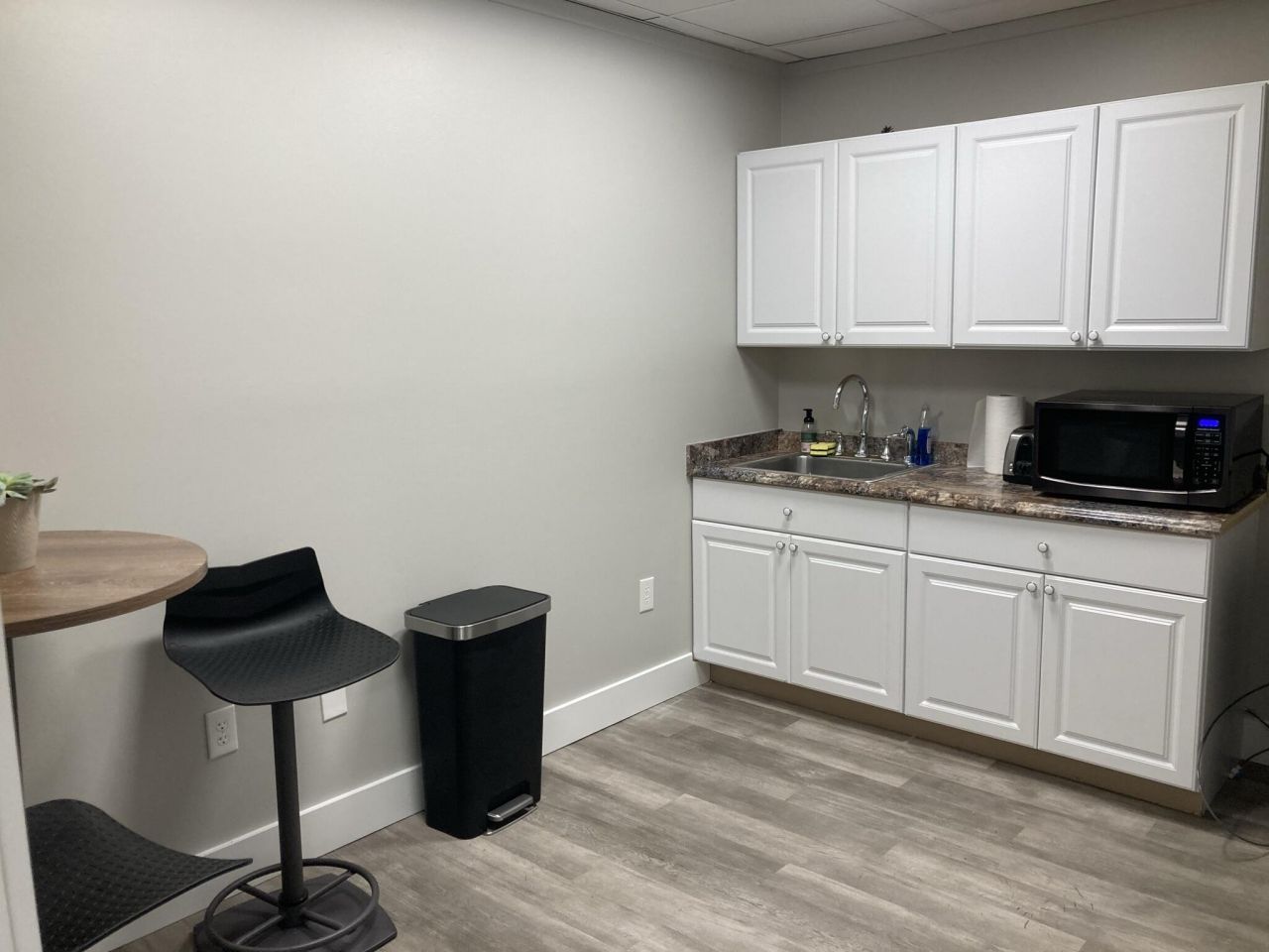 1064 Gardner Road Photo 6