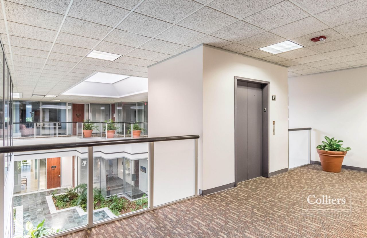 7301 Rivers Avenue Photo 10