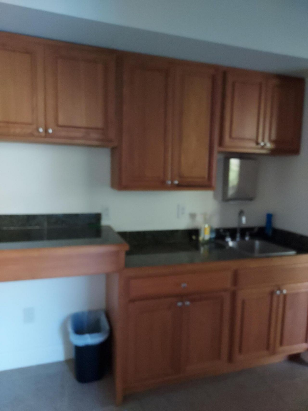 721 Longpoint Road Photo 10