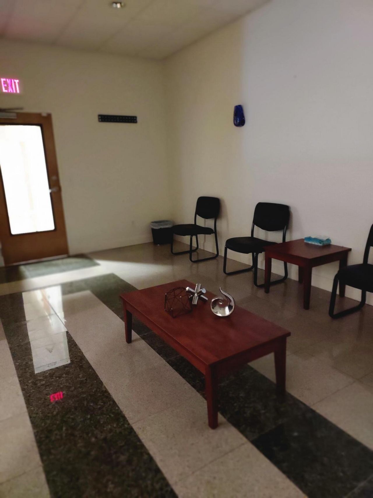 721 Longpoint Road Photo 8