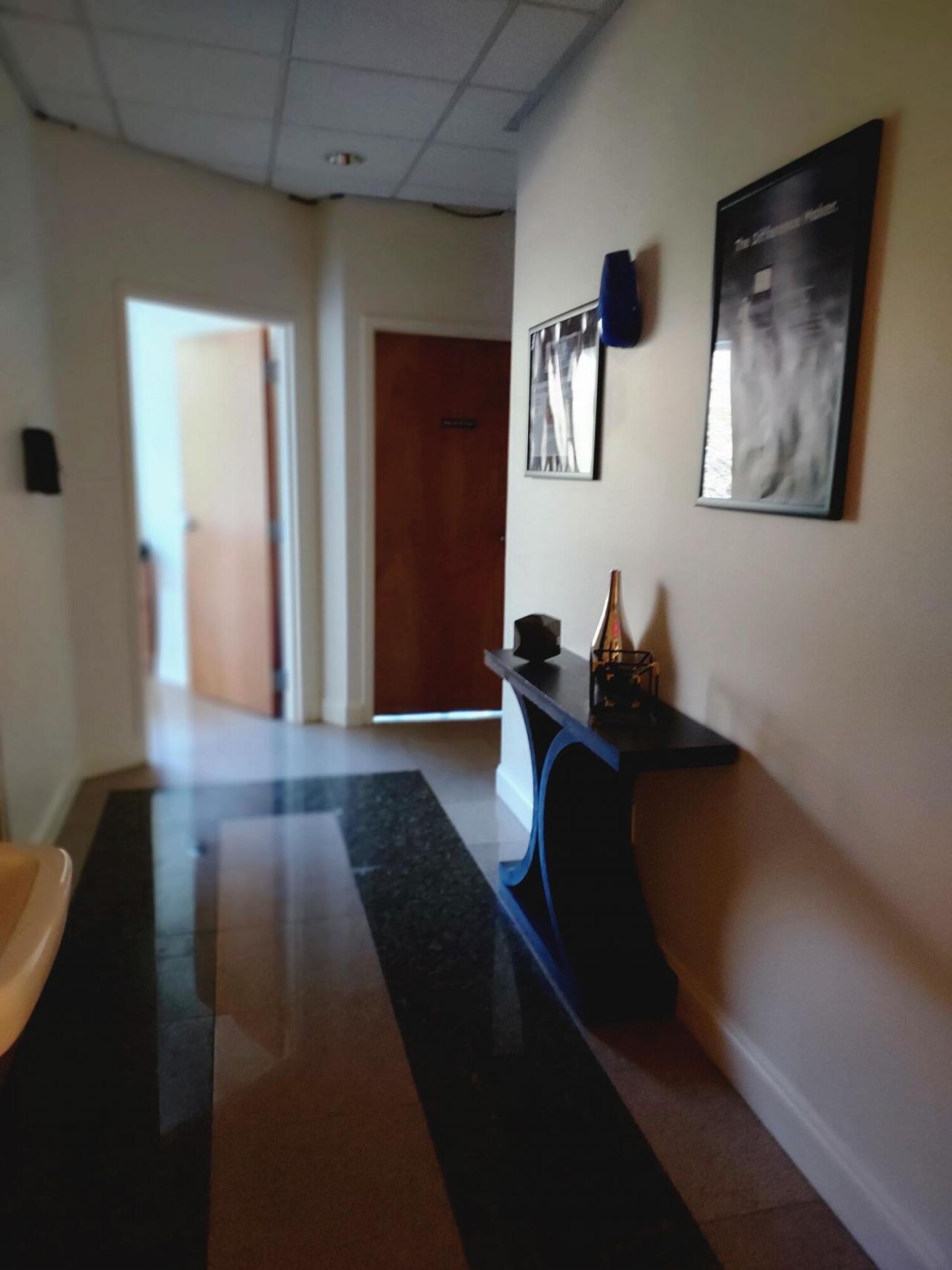 721 Longpoint Road Photo 9