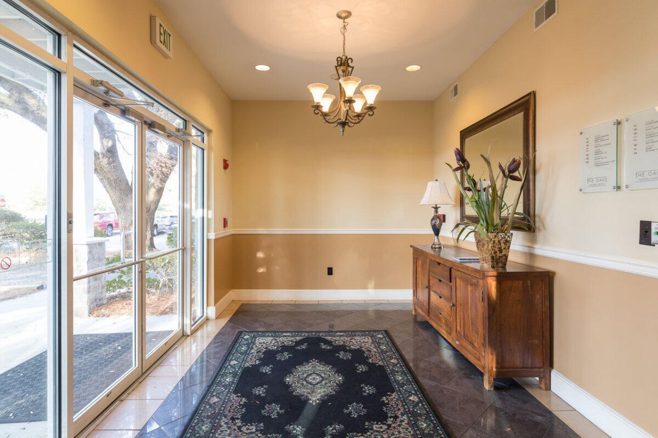 1459 Stuart Engals Boulevard Photo 2