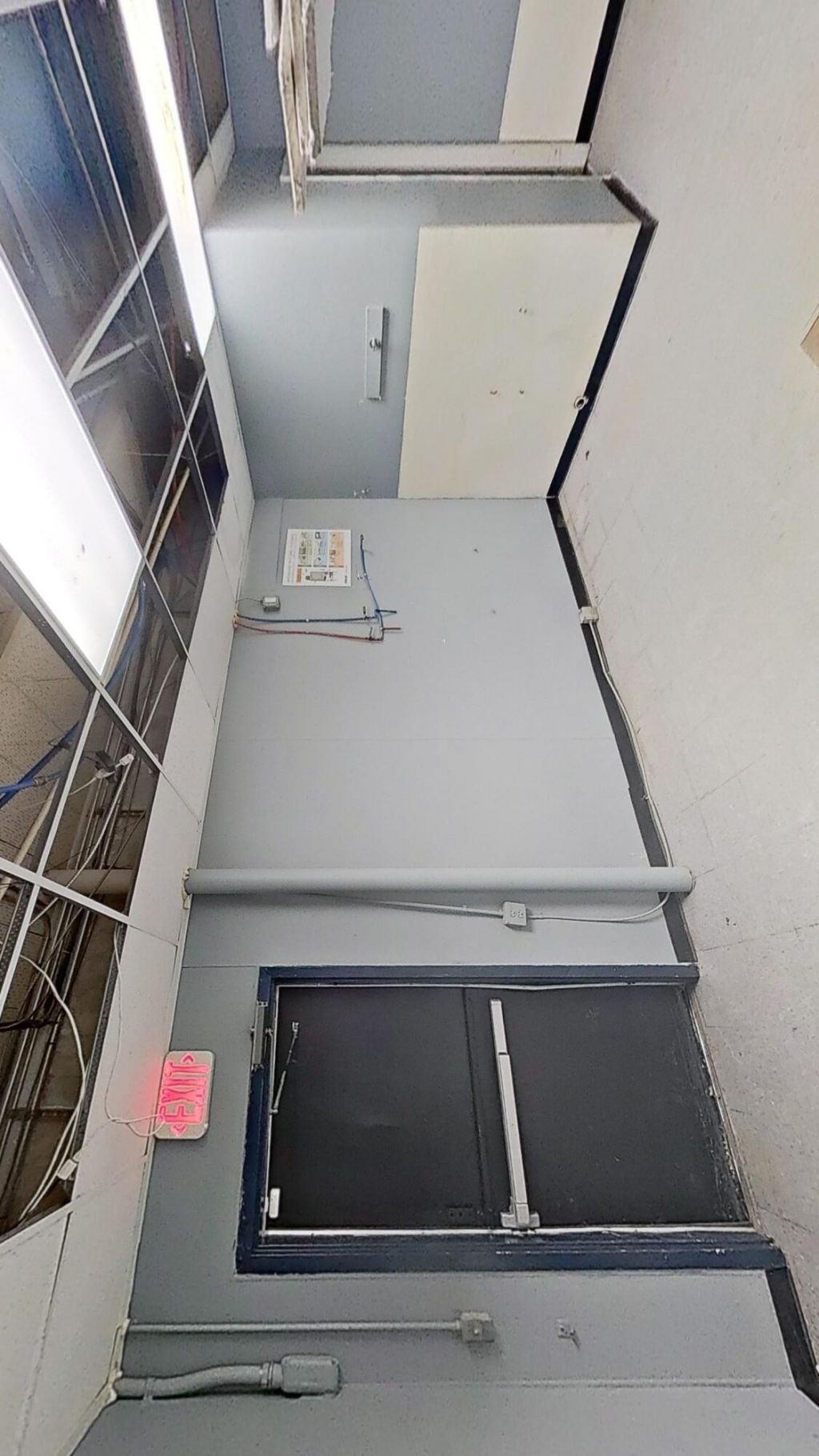 5601 Rivers Avenue Photo 10