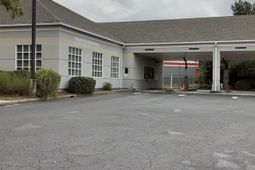 805 Bacons Bridge Road photo 4