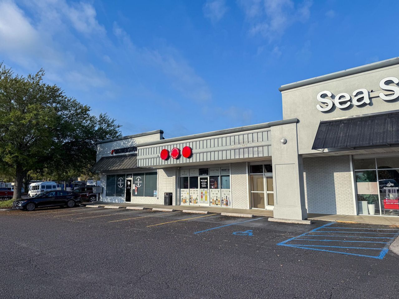 915 Folly Road Photo 6