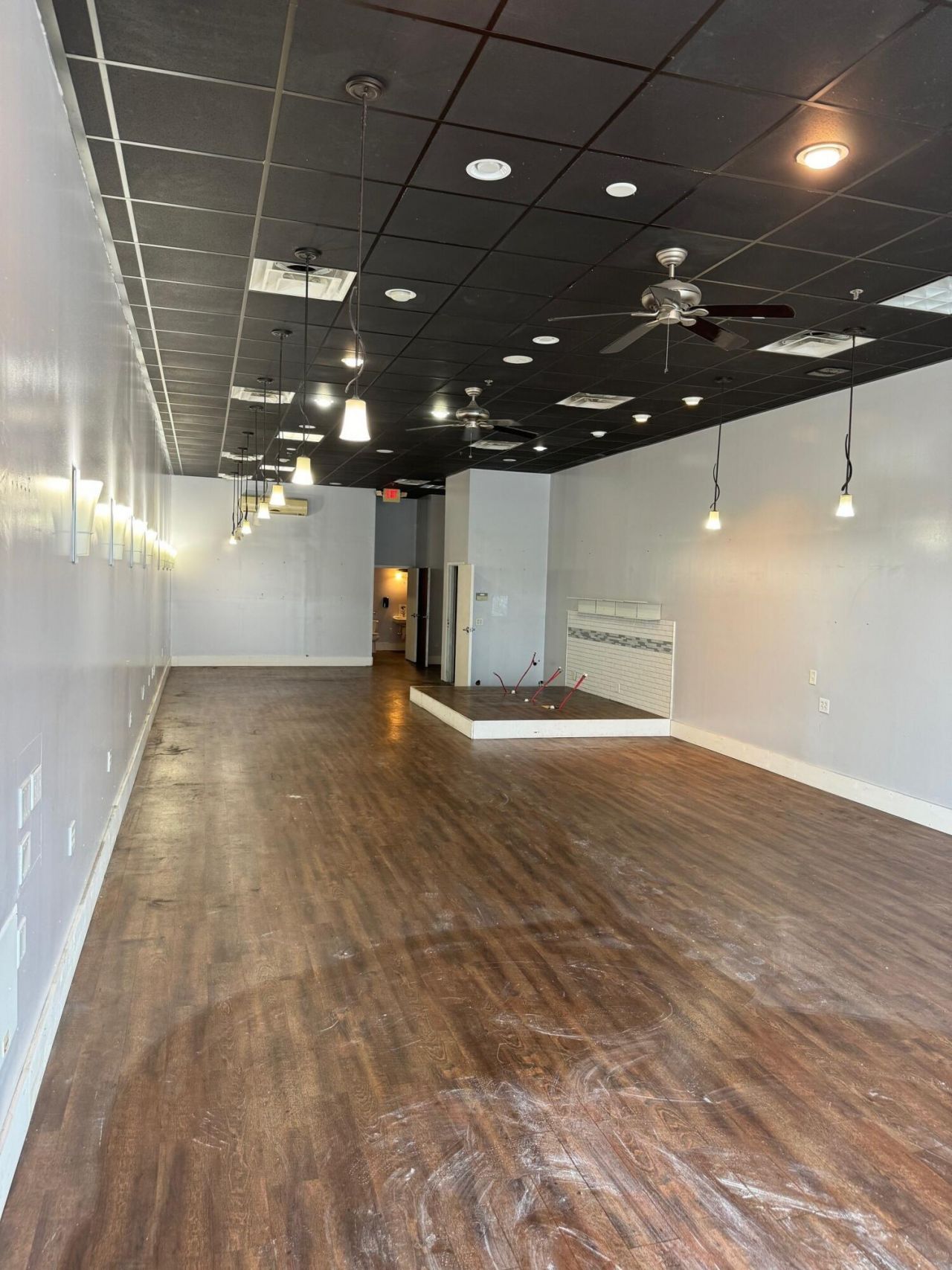 5070 International Boulevard Photo 7