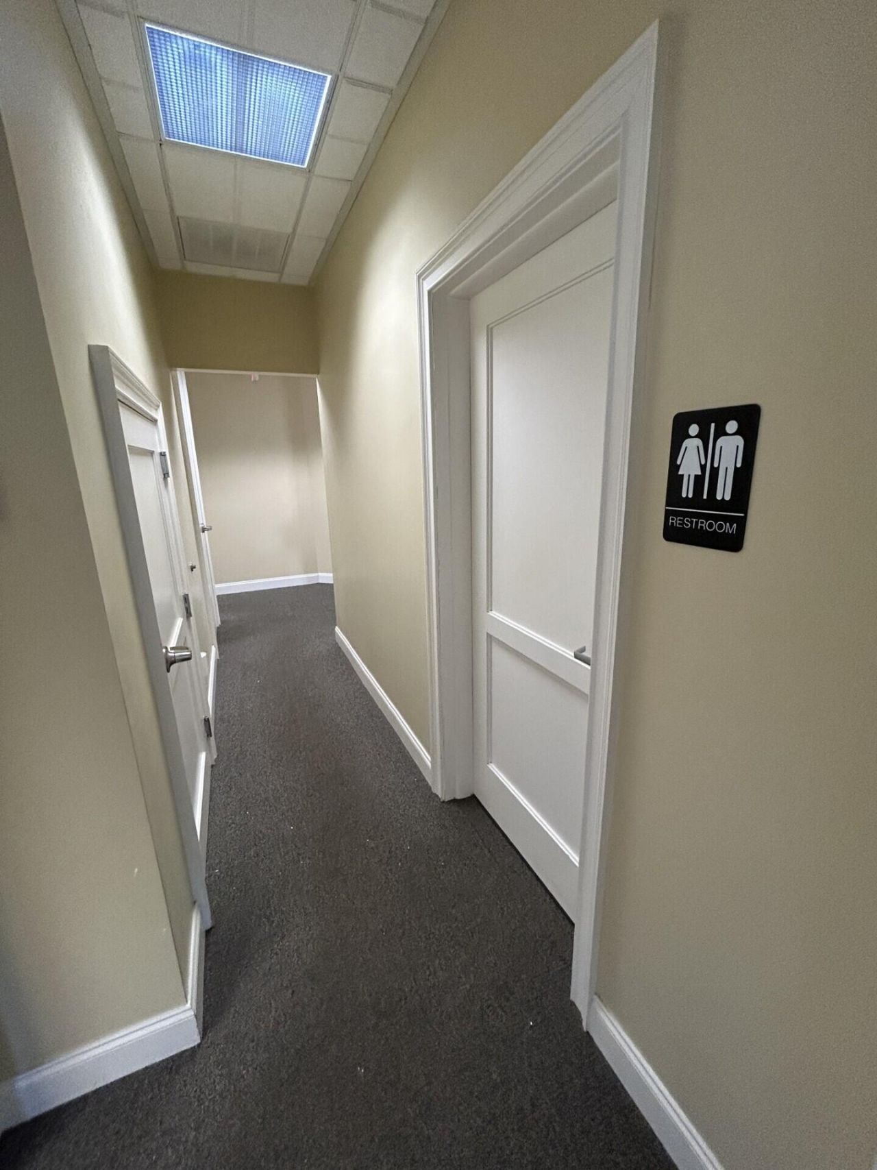 1417 Stuart Engals Boulevard Photo 11