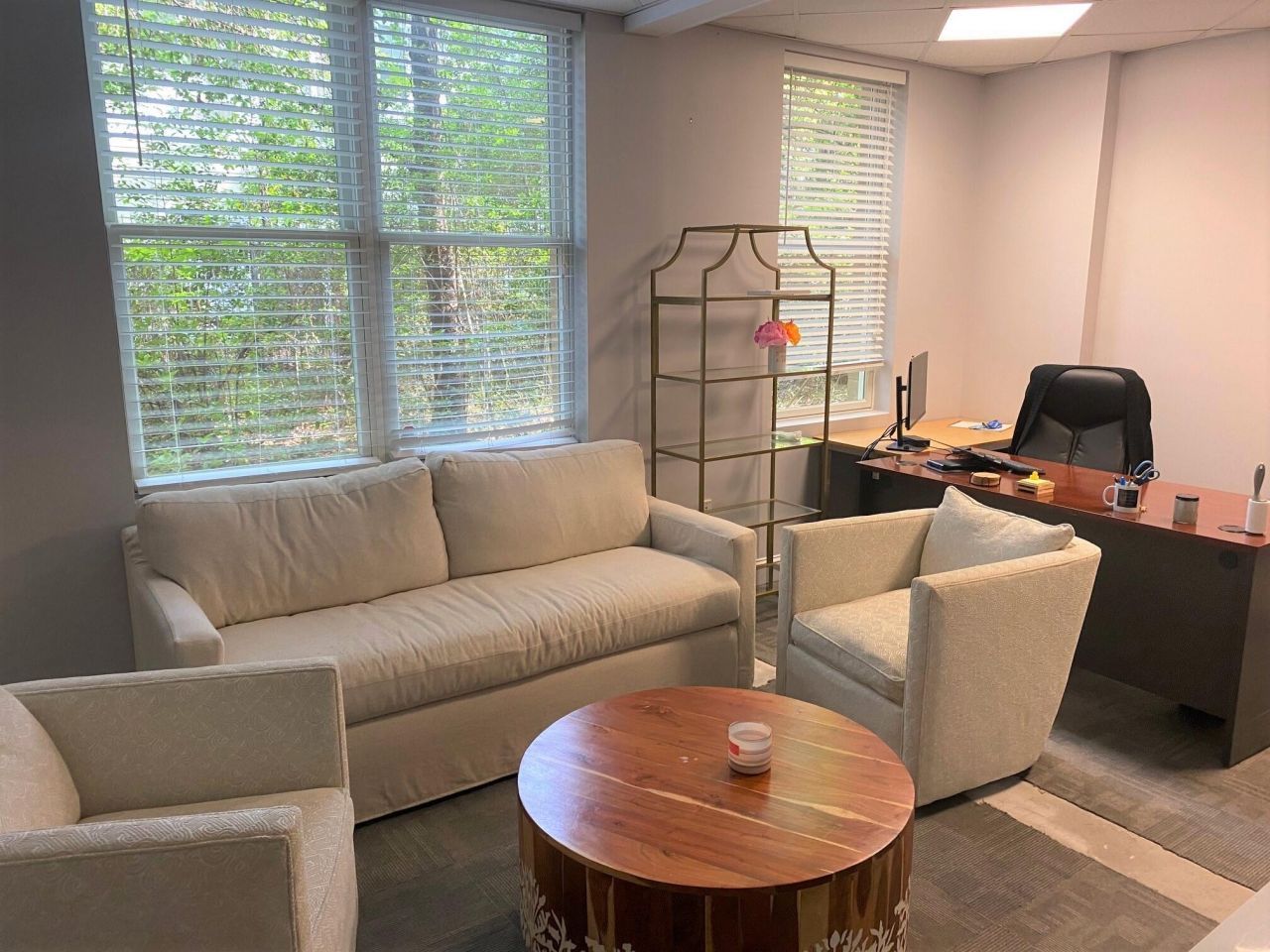 710 Johnnie Dodds Boulevard Photo 10