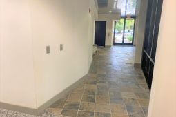 710 Johnnie Dodds Boulevard photo 4